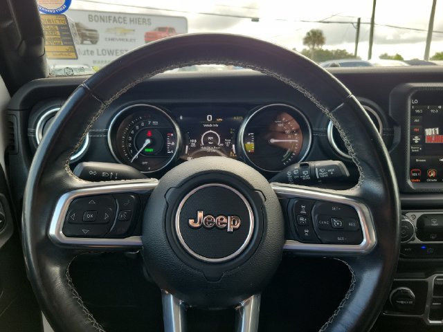 Used 2022 Jeep Wrangler Unlimited Sahara w/ Safety Group AWD/4WD image 19