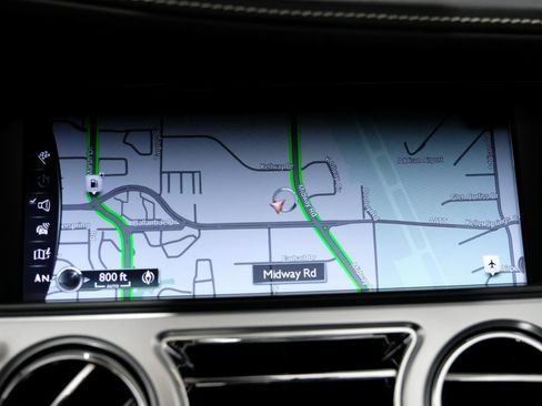 Used 2018 Rolls-Royce Dawn image 23