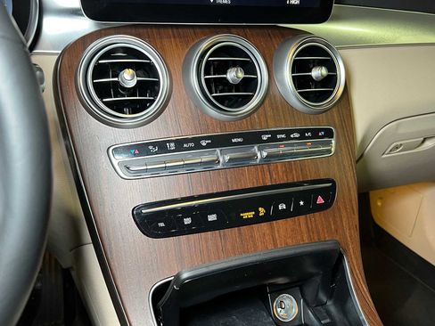 Certified 2021 Mercedes-Benz GLC 300 4MATIC image 34