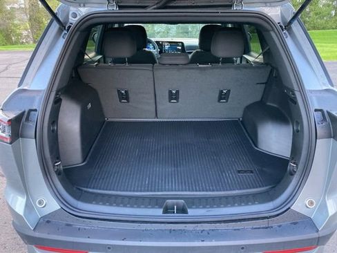 Used 2026 Chevrolet Equinox LT w/ Safety and Technology Package FWD image 24