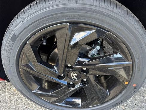 New 2026 Hyundai Elantra SEL Sport image 6