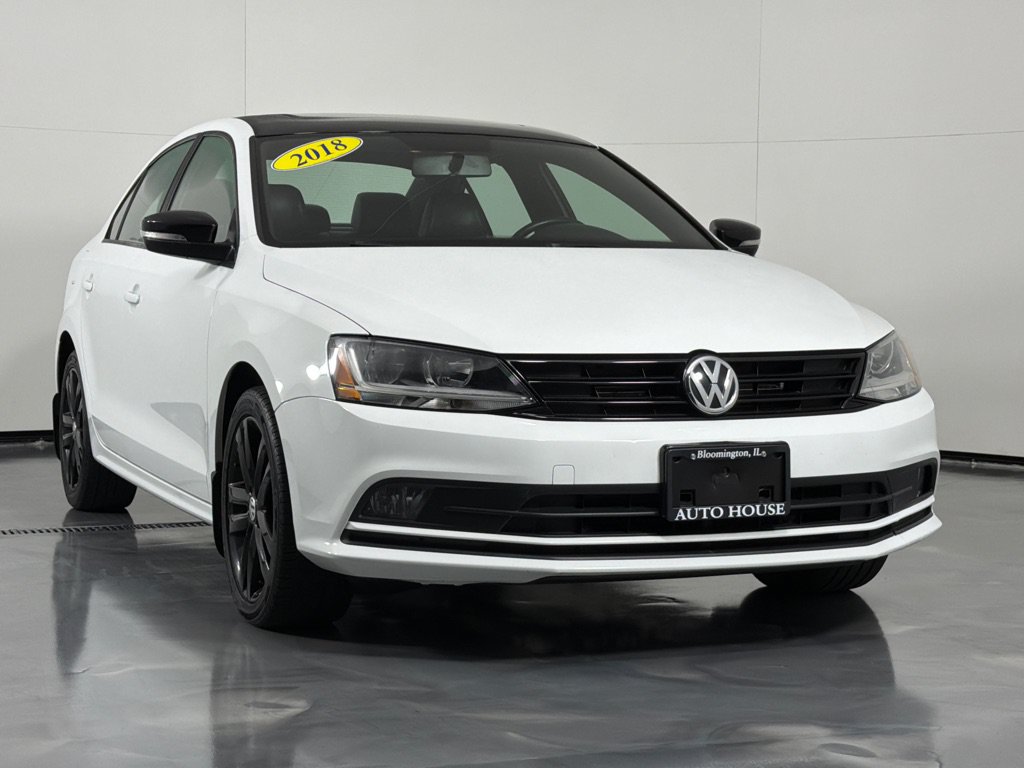 Used 2018 Volkswagen Jetta Sport FWD image 3