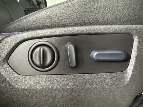 Used 2022 GMC Sierra 2500 Denali image 38