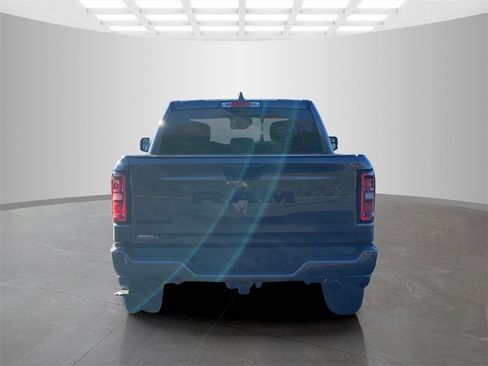 New 2026 RAM 1500 4x4 Crew Cab image 8