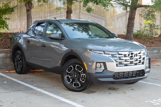 Used 2023 Hyundai Santa Cruz SEL AWD/4WD image 6