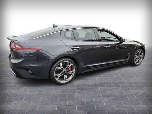 Used 2021 Kia Stinger GT1 image 5