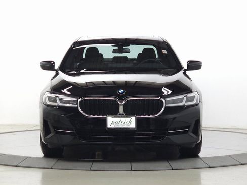 Used 2023 BMW 530i xDrive w/ Convenience Package image 2