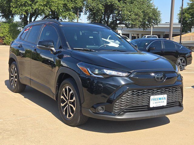 Used 2023 Toyota Corolla Cross AWD Hybrid image 3