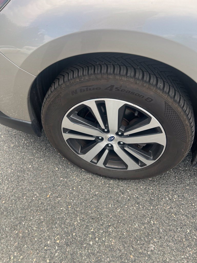 Used 2019 Subaru Outback 3.6R Limited w/ Popular Package #2 AWD/4WD image 8