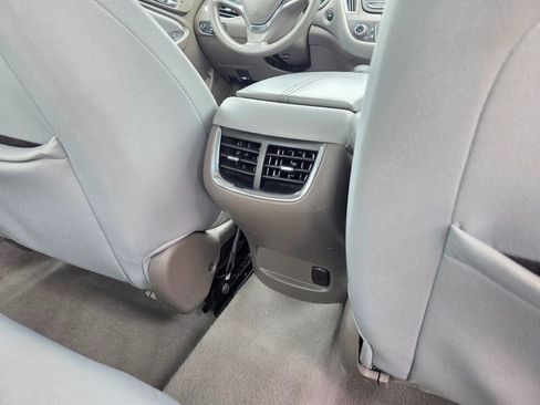 Used 2021 Chevrolet Malibu LT image 13