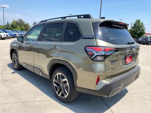 New 2026 Subaru Forester Touring AWD/4WD image 4