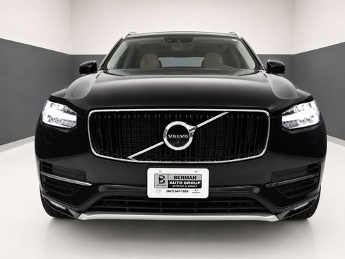 Used 2016 Volvo XC90 T6 Momentum w/ Momentum Plus Package AWD/4WD image 3