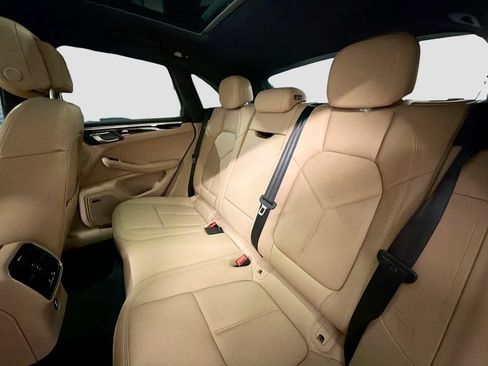 New 2026 Porsche Macan AWD/4WD image 25