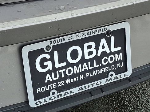 Used 2023 Hyundai Elantra SEL image 30