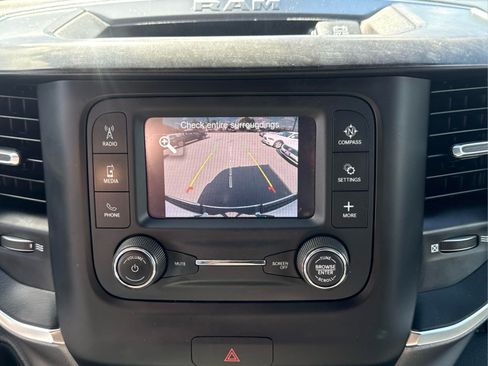 Used 2024 RAM 1500 Big Horn AWD/4WD image 22