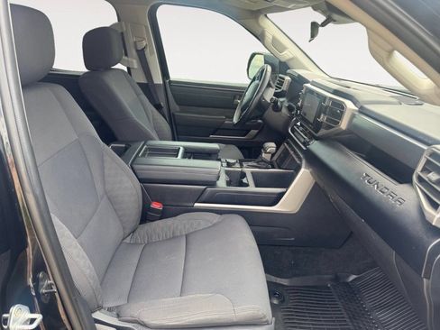 Used 2023 Toyota Tundra SR5 w/ SR5 Convenience Package AWD/4WD image 15