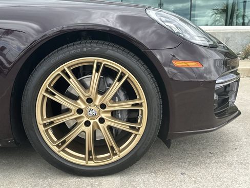 Certified 2023 Porsche Panamera 4 Platinum Edition AWD/4WD image 11