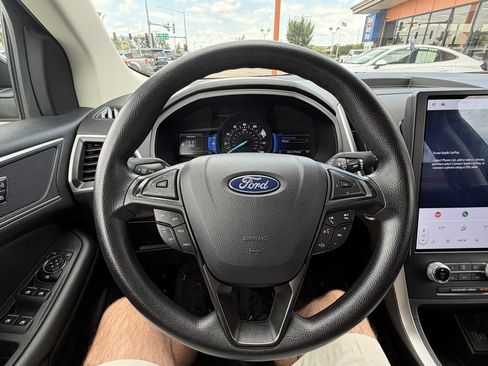 Used 2024 Ford Edge SEL w/ Cargo Accessory Package AWD/4WD image 10