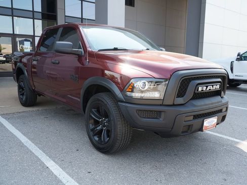 Used 2024 RAM 1500 Warlock AWD/4WD image 3