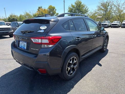 Used 2018 Subaru Crosstrek 2.0i Premium AWD/4WD image 3