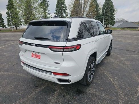 Used 2024 Jeep Grand Cherokee Overland w/ Luxury Tech Group IV image 6