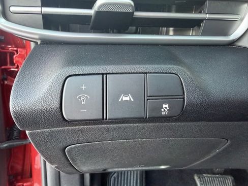 Certified 2021 Hyundai Elantra SEL w/ Convenience Package image 23