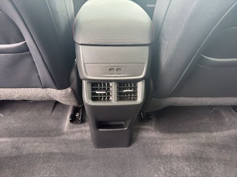 Used 2025 Chevrolet Equinox RS w/ Safety and Technology Package AWD/4WD image 30