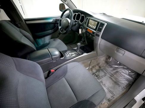 Used 2005 Toyota 4Runner Sport image 5