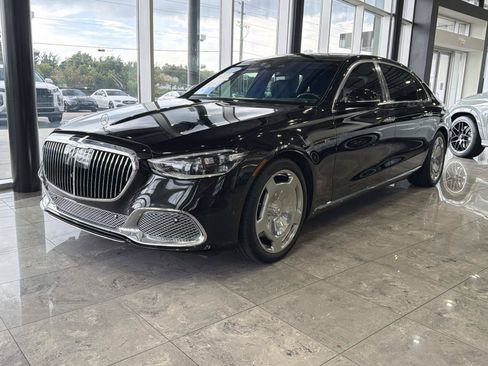 Certified 2024 Mercedes-Benz Maybach S 680 4MATIC image 7