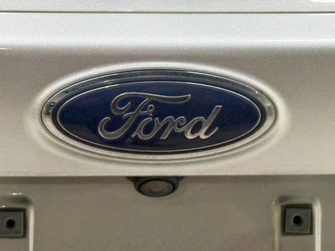 Used 2017 Ford Escape SE FWD image 14