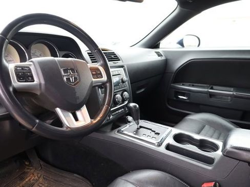 Used 2013 Dodge Challenger SXT Plus RWD image 11