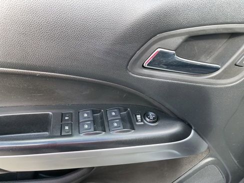 Used 2022 Chevrolet Colorado LT w/ LT Convenience Package RWD image 15