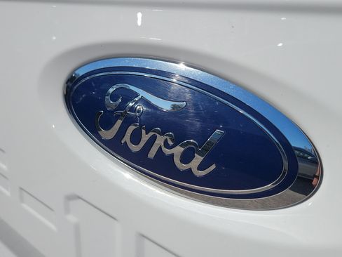 Used 2021 Ford F150 Lariat w/ Equipment Group 502A High image 7