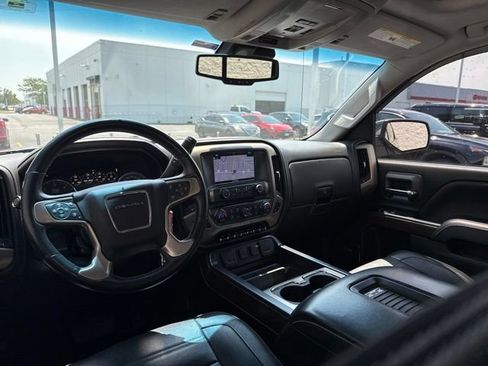 Used 2017 GMC Sierra 1500 Denali w/ Denali Ultimate Package AWD/4WD image 9