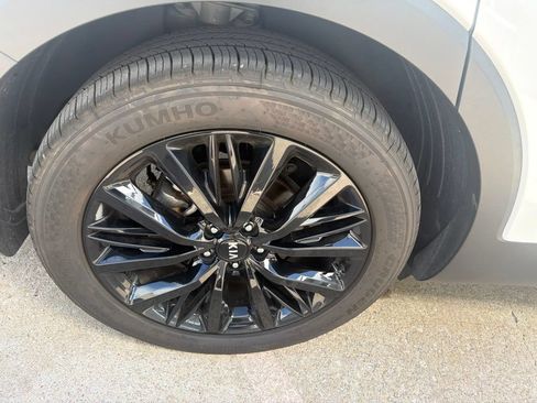 Used 2020 Kia Telluride SX w/ SX Prestige Package AWD/4WD image 16