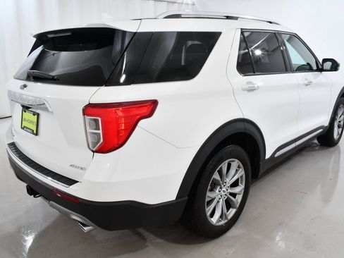 Used 2023 Ford Explorer Limited w/ Limited Technology Package image 11