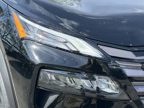New 2026 Nissan Rogue SV FWD image 10