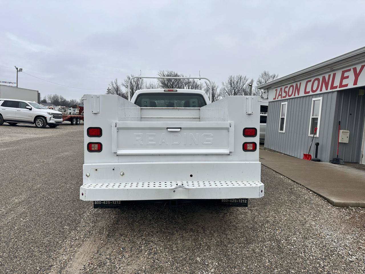 Used 2011 Ford F250 XL w/ PWR Equipment Group RWD image 2