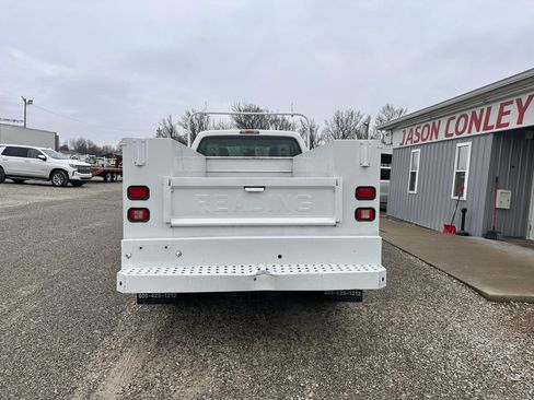 Used 2011 Ford F250 XL w/ PWR Equipment Group image 2