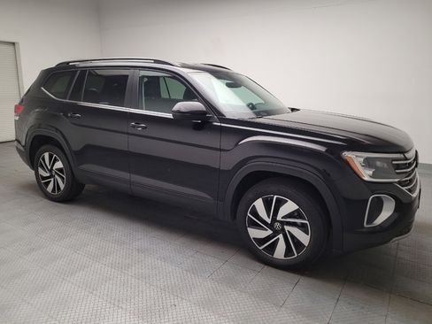 Used 2024 Volkswagen Atlas SE FWD image 11
