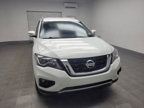 Used 2020 Nissan Pathfinder SV image 14