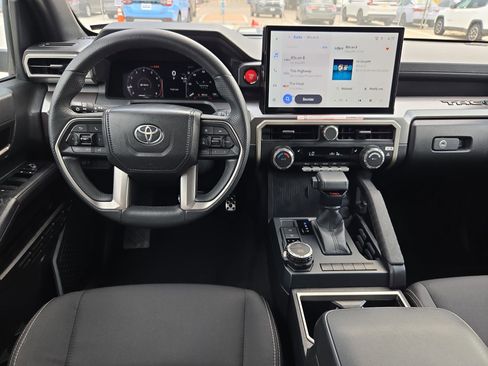 Used 2025 Toyota Tacoma TRD Sport AWD/4WD image 28