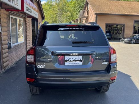 Used 2016 Jeep Compass Latitude AWD/4WD image 5