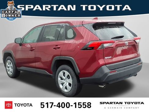 Used 2024 Toyota RAV4 LE image 9