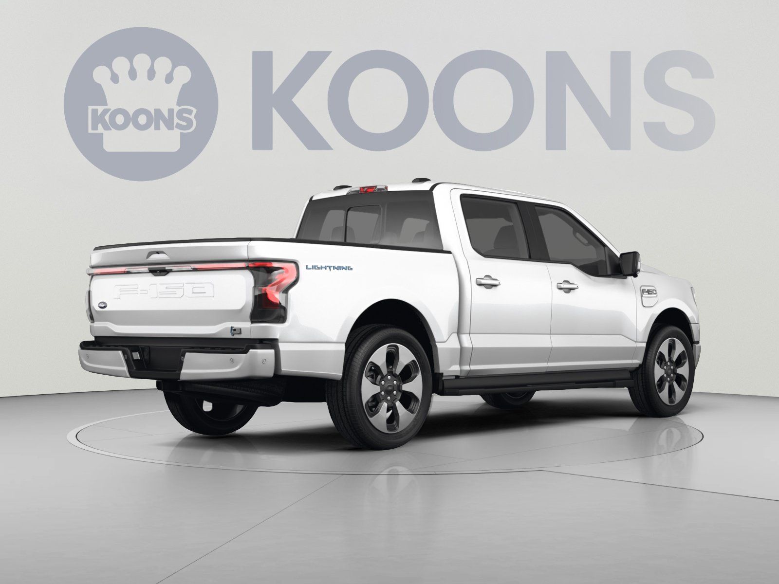 Used 2023 Ford F150 Lightning Platinum AWD/4WD image 4