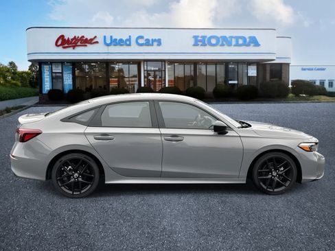 Used 2025 Honda Civic Sport image 6