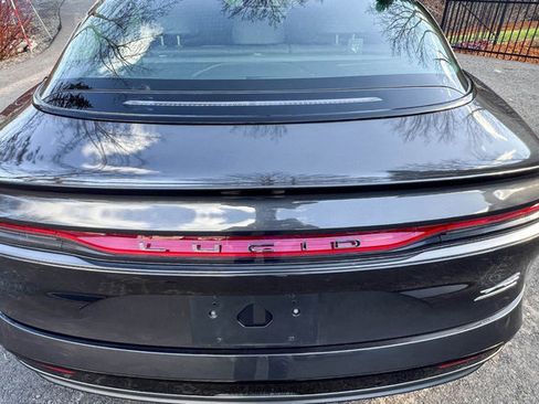 Used 2025 Lucid Air Grand Touring image 38