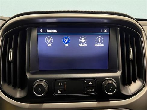 Used 2019 Chevrolet Colorado ZR2 w/ ZR2 Midnight Special Edition image 23