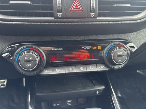 Used 2023 Kia Forte GT w/ GT2 Package image 19