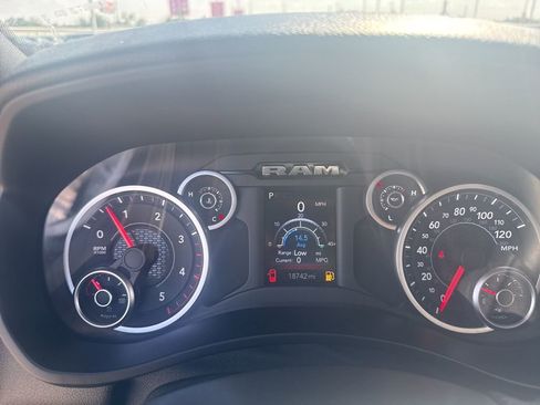 Used 2025 RAM 2500 Lone Star AWD/4WD image 15